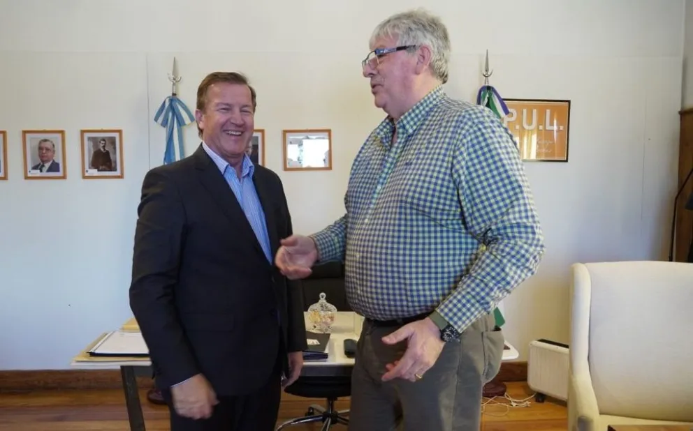 Cortés se reunió con el secretario de Medios de Nación