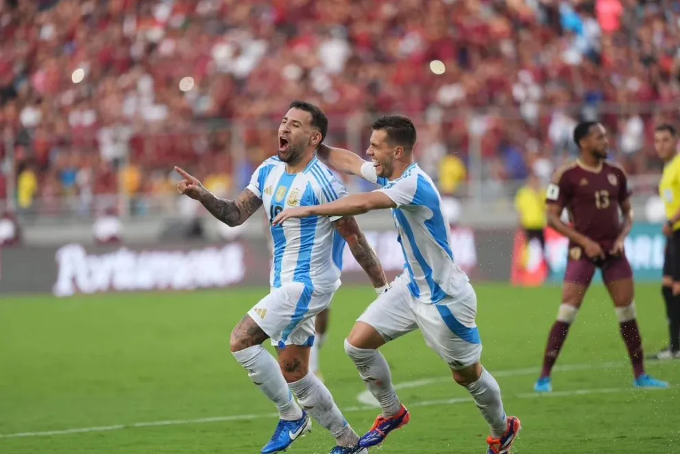 Esta noche juega Argentina ante Bolivia en el Más Monumental