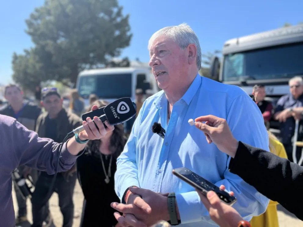 Cortés respondió a críticas de Castañón: "Los egos son muy malos, la ropa sucia se lava en casa"