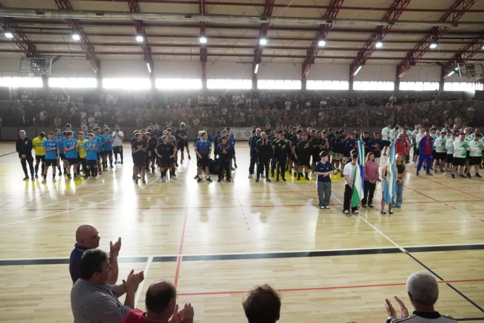 Con la presencia de Walter Cortés se inauguró la Copa Argentina de futsal 