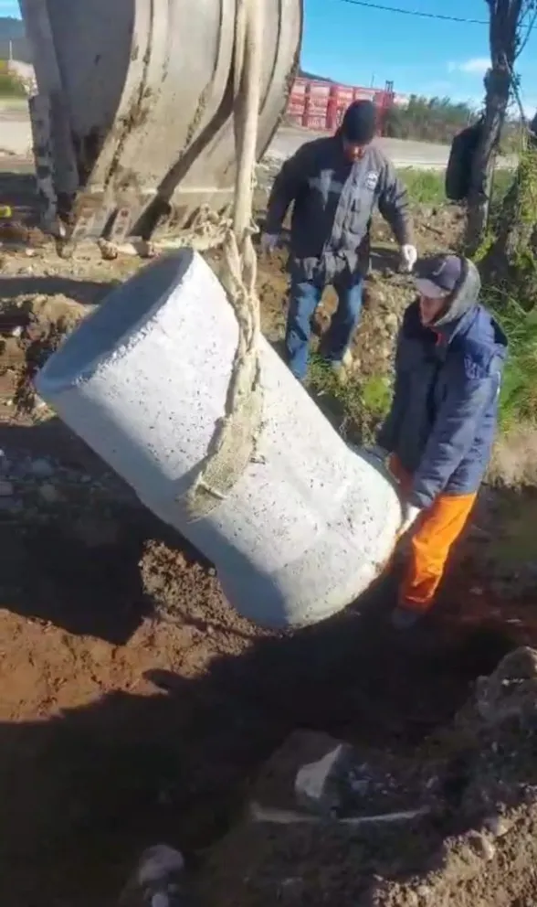 Avanzan obras pluviales para mitigar inundaciones en Pampa de Huenuleo