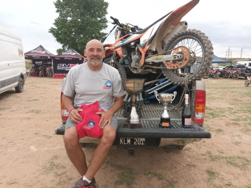 Dos subcampeones barilochenses en el motocross patagónico 