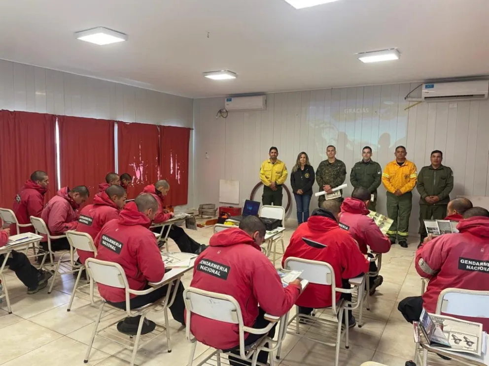 Gendarmería Nacional se capacita en prevención y rescate en el Parque Nacional Nahuel Huapi