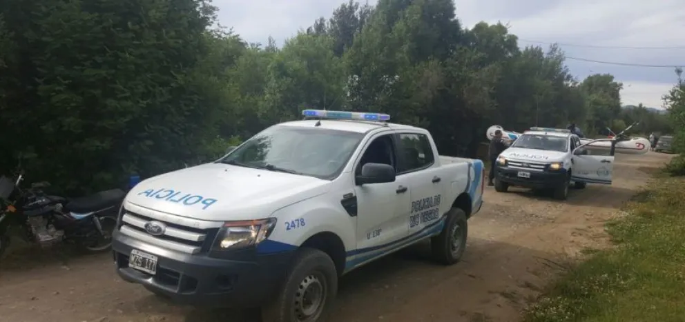 Detuvieron a cuatro personas que irrumpieron en una vivienda y amenazaron a la inquilina