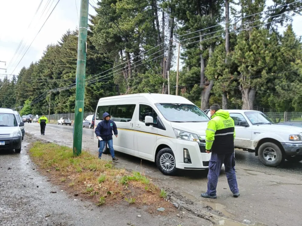 Inspección realizó controles a transportes y vehículos turísticos