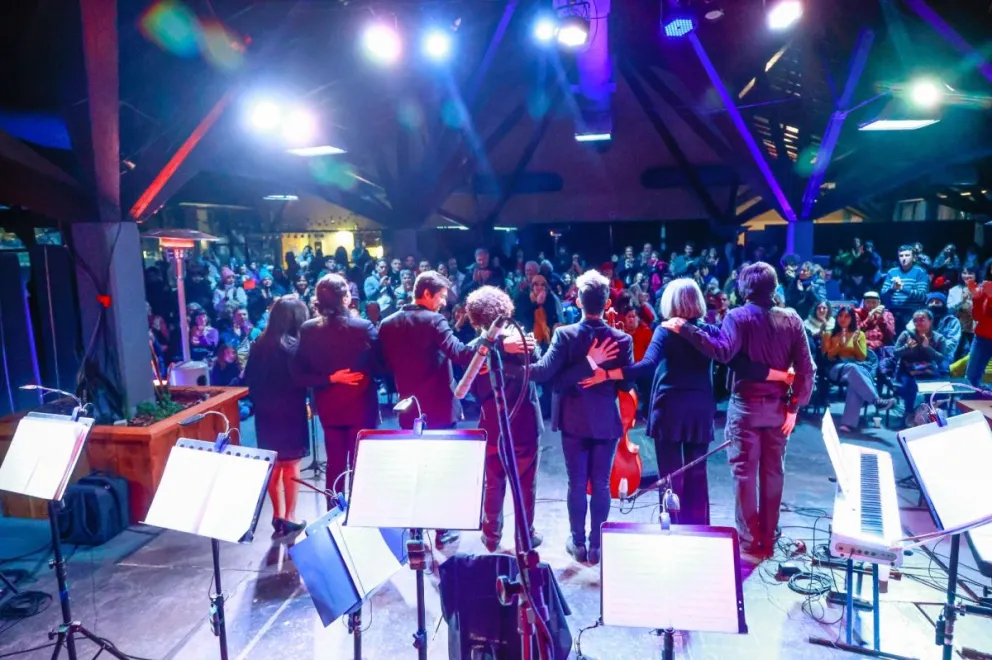 La Orquesta Típica Patagonia Tango cierra el año con la última Milonga La Violetera