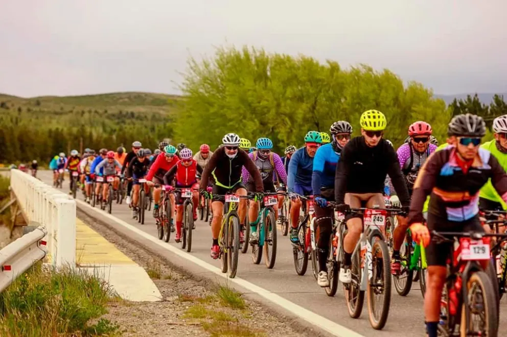Comienza el Desafío Ruta 23 de ciclismo “De la Cordillera al Mar”