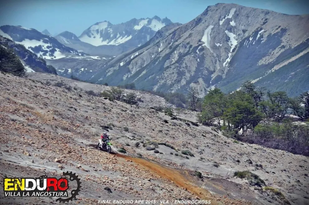 El Cerro Bayo recibe la gran final del Enduro APE en Villa la Angostura