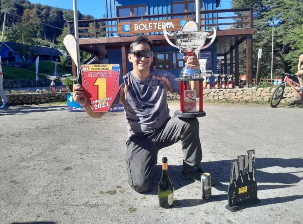 Barilochense fue campeón del Enduro APE en Villa la Angostura 
