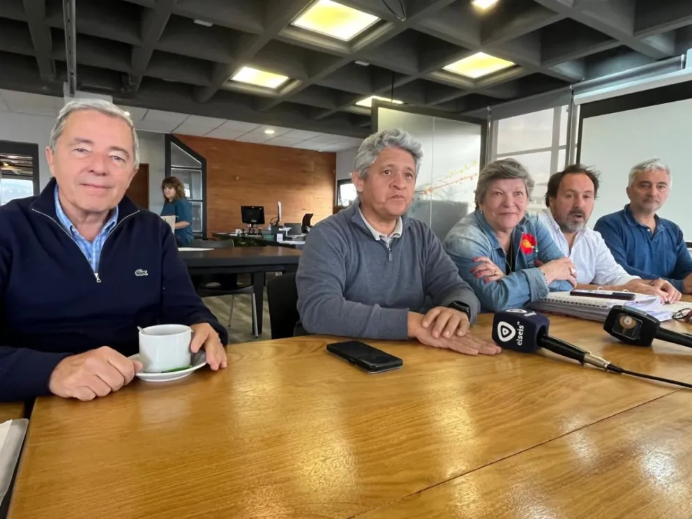 El sector Rojo de la CEB respondió a las impugnaciones: "Es un hecho antidemocrático totalmente increíble"