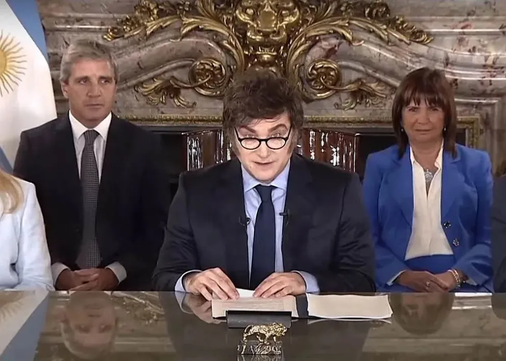 Javier Milei agradeció el "sacrificio" del primer año y aseguró que "vienen tiempos felices"