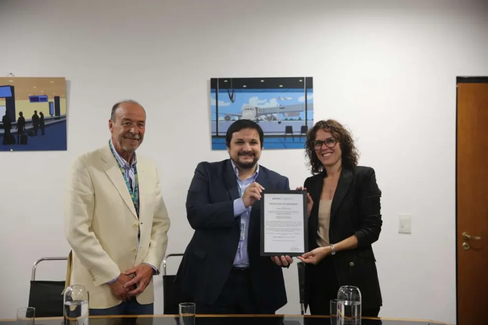 Aeropuerto de Bariloche: "Cumplimos estándares internacionales de seguridad"