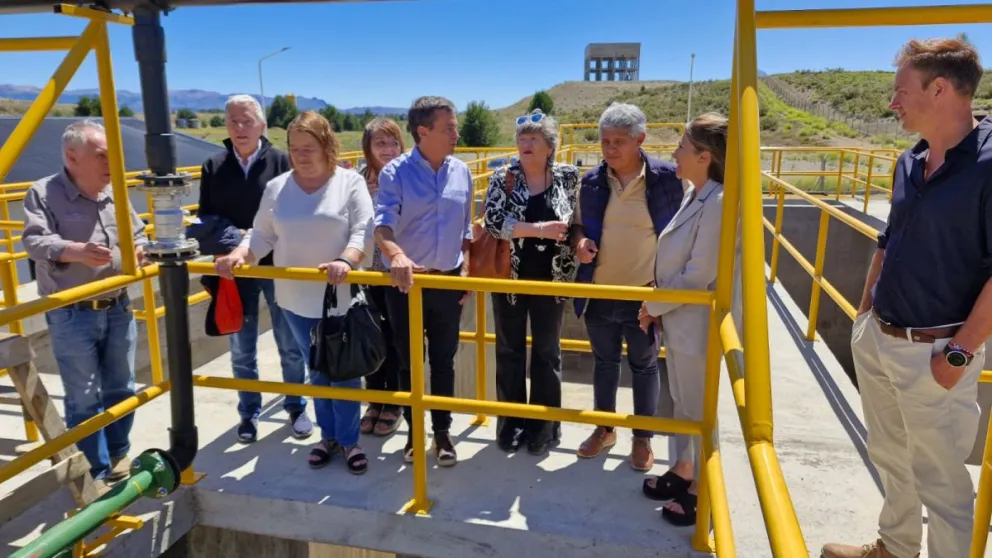 Nuevas autoridades de la CEB recorrieron obras de saneamiento en el PITBA