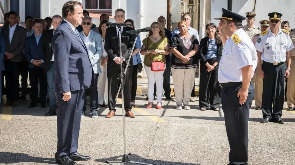 Weretilneck puso en funciones al Jefe de Policía y anunció más inversiones