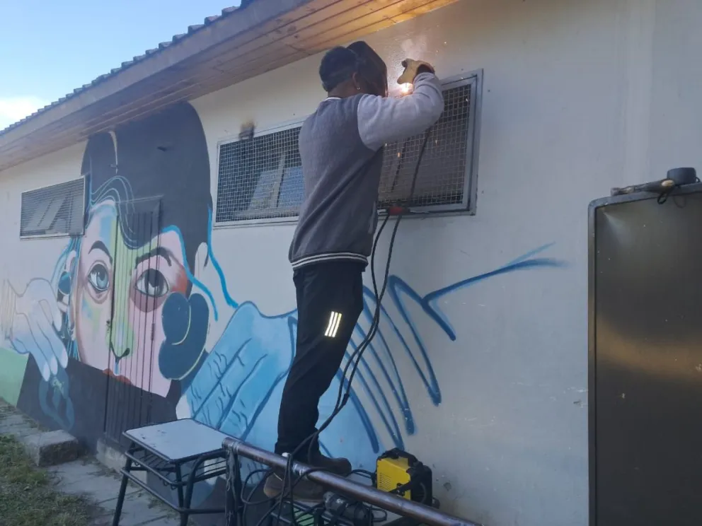 Continúan los trabajos en escuelas y jardines de la provincia