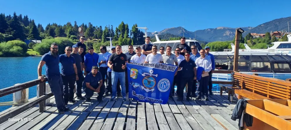Trabajadores de los catamaranes de Bariloche reclaman una recomposición salarial del 35% ante la falta de acuerdo