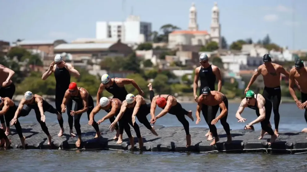  Más de 100 nadadores desafiarán al río Negro en la “Puente a Puente”