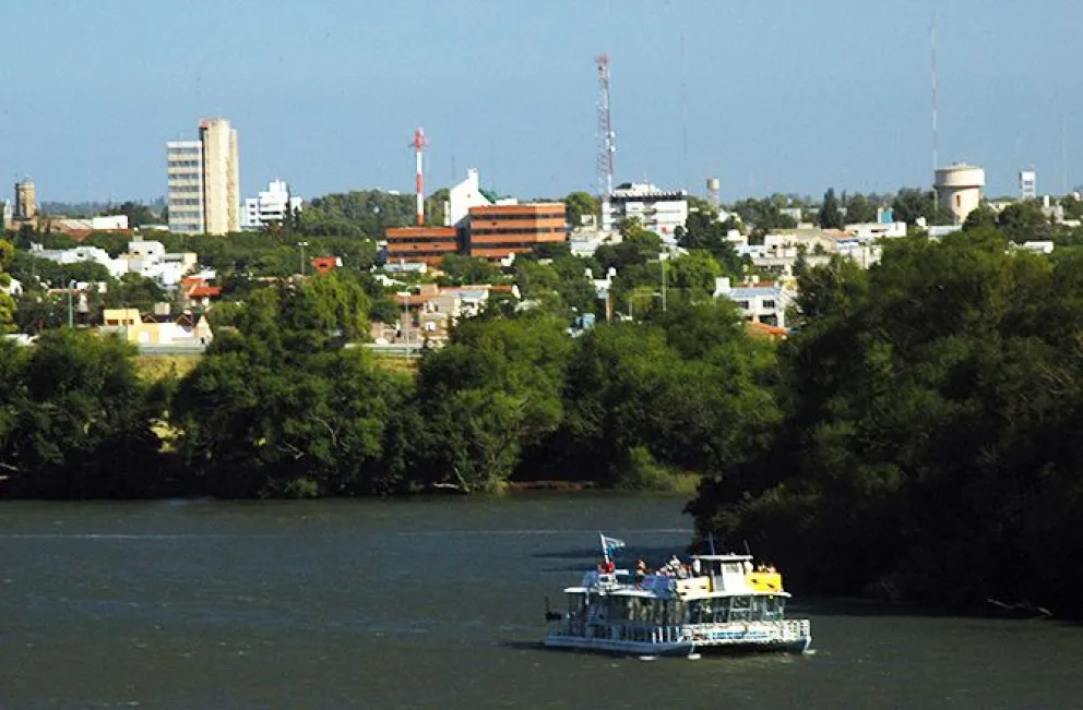 Ordenan a un hotel de Viedma pagar a SAGAI por uso de TV en sus instalaciones