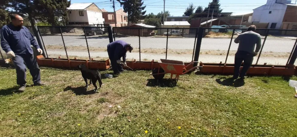 Continúan las mejoras en el Cementerio Municipal