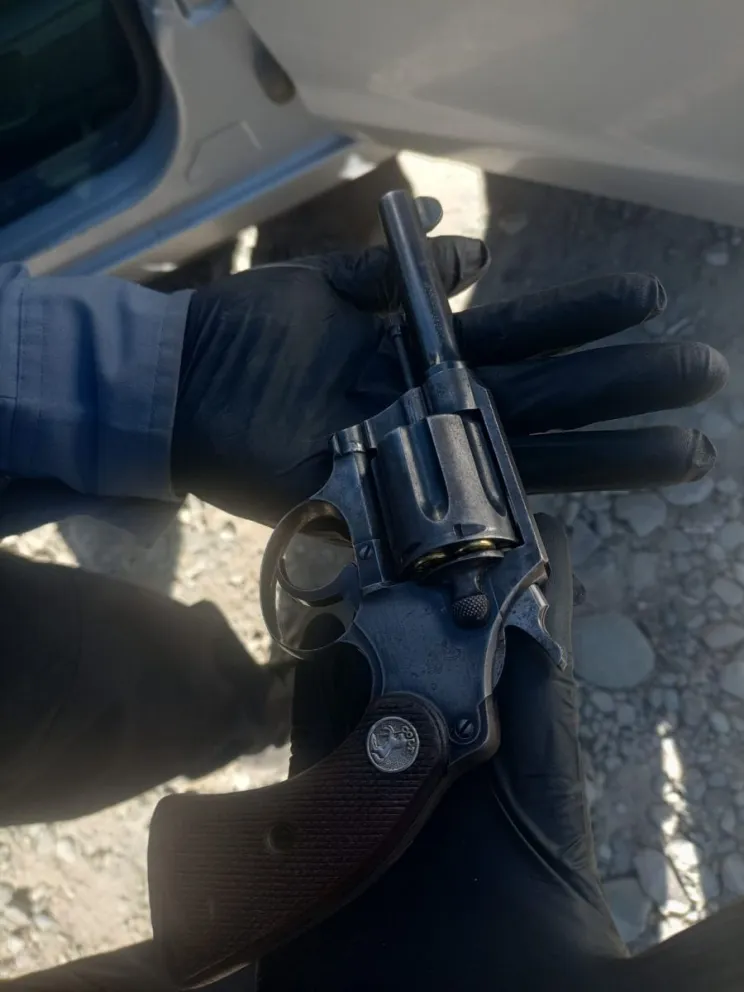 Un adolescente, que manejaba alcoholizado y sin documentación, fue retenido por la Policía