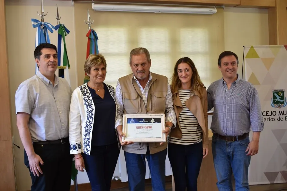 Falleció el empresario Alberto Caspani, creador del tradicional Árbol Navideño del Ñireco