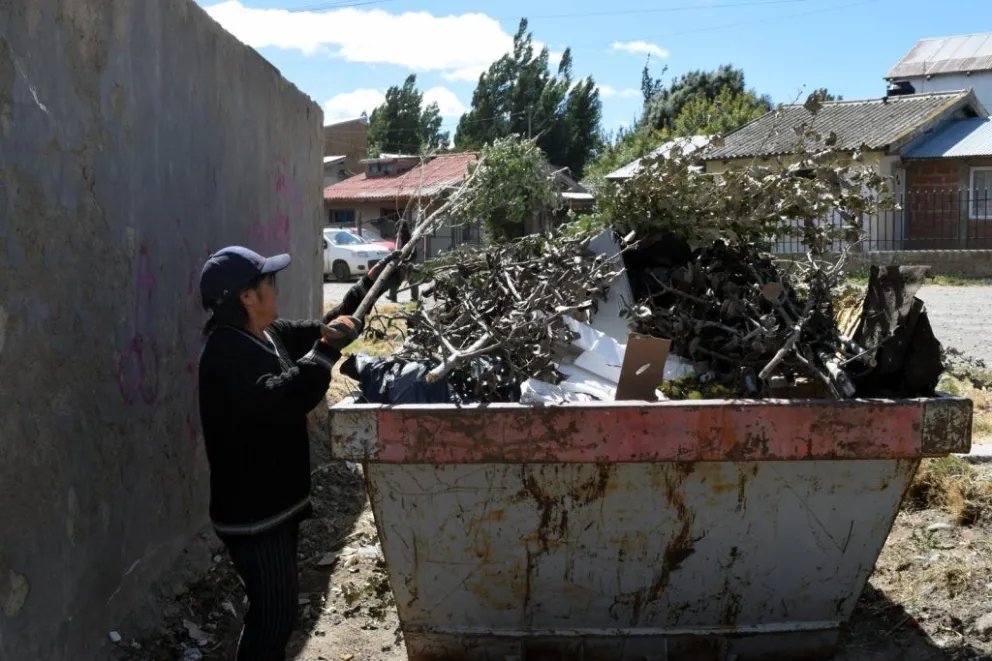 Ya se pueden utilizar los contenedores distribuidos en Delegación Centro