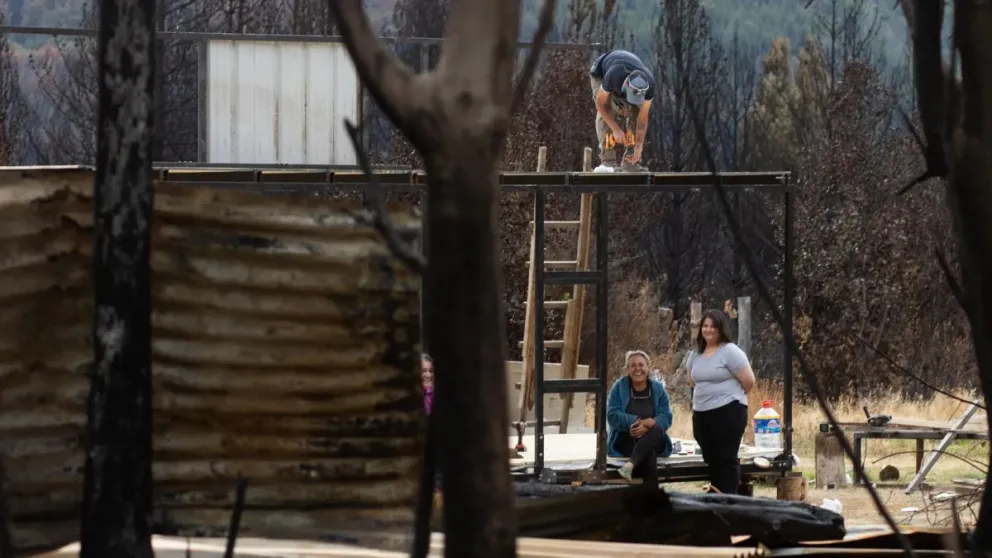 El Bolsón: continúa el pago de asistencia a damnificados por los incendios