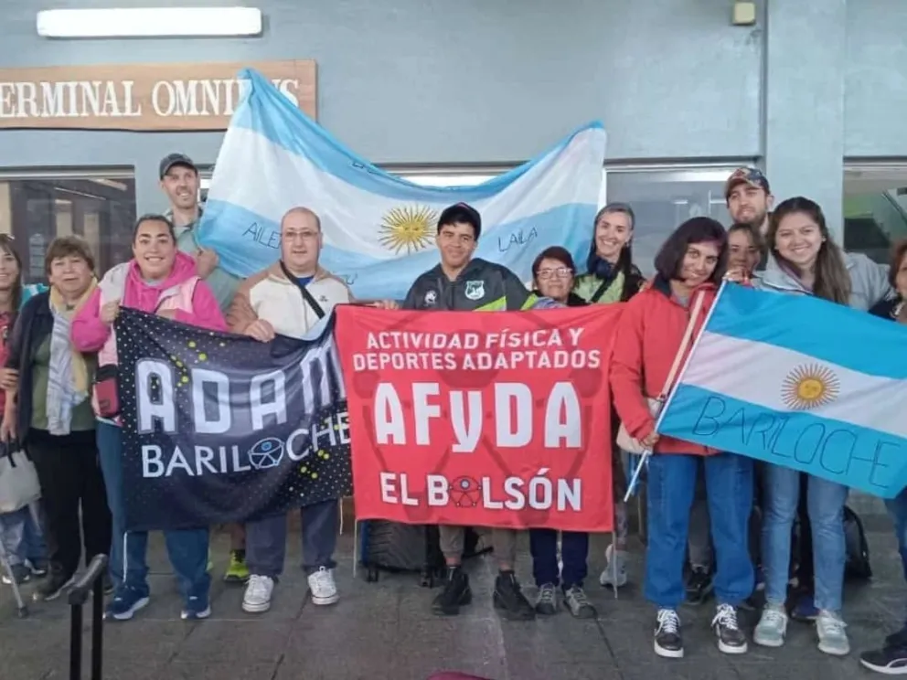 Atletas de la Actividad Deportiva Adaptada Municipal en los Juegos Mundiales de invierno