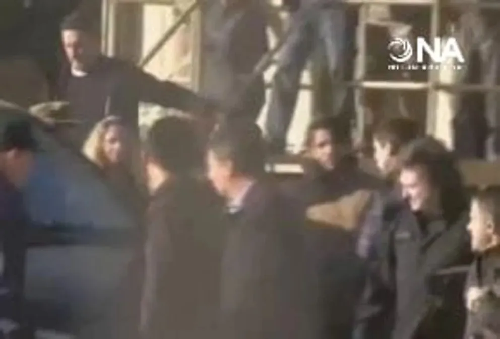 Milei viajó a Bahía Blanca para supervisar la asistencia tras el temporal