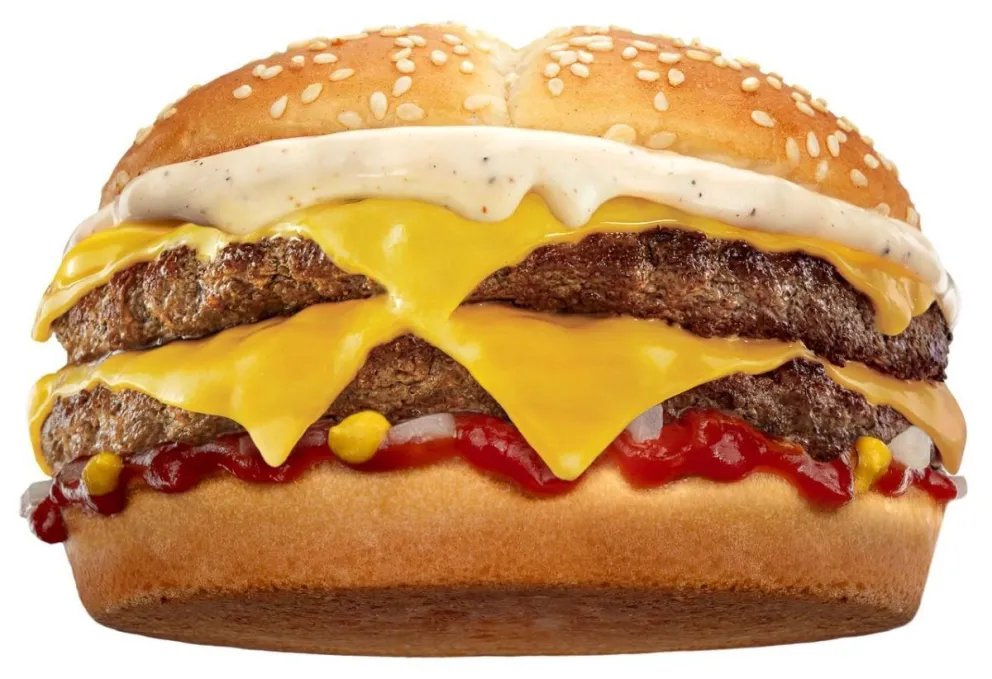 McDonald's presenta su nueva hamburguesa Tasty Feat Cuarto, la fusión de dos de sus éxitos en Argentina
