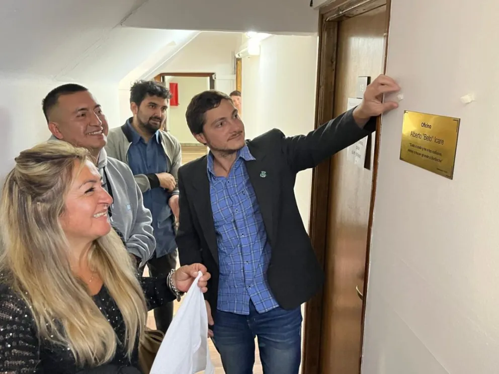 Homenaje: Una oficina del Concejo Municipal fue nombrada Alberto "Beto" Icare