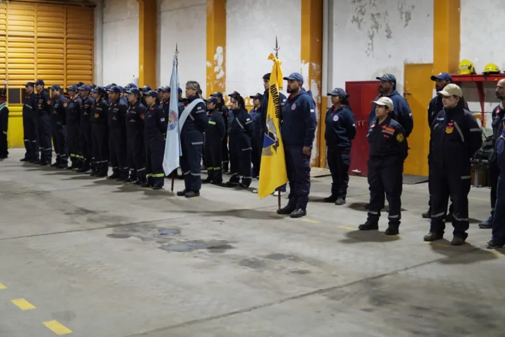 Bomberos Voluntarios de Bariloche celebraron 84 años al servicio de la comunidad