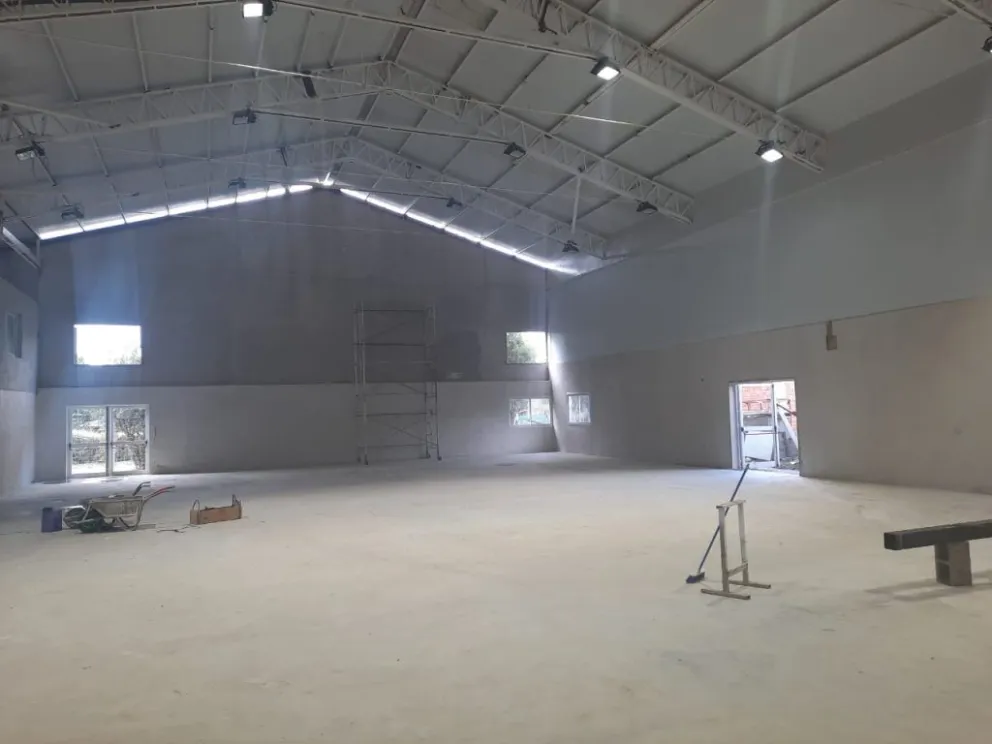 Avanza la construcción del Centro Social, Cultural y Deportivo N°5 en el oeste de la ciudad