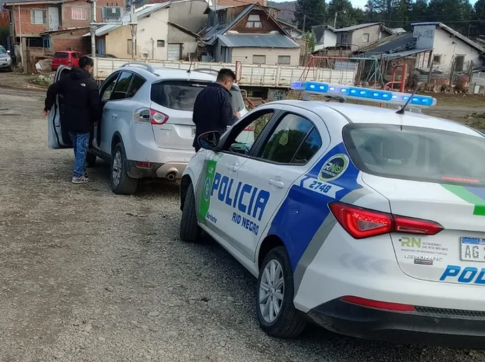 Allanan una vivienda en Bariloche y secuestran más de mil proyectiles y objetos robados