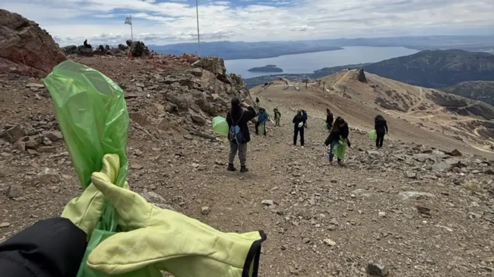 Cerro Catedral  Avanza el proyecto para reducir desechos plásticos en alta montaña